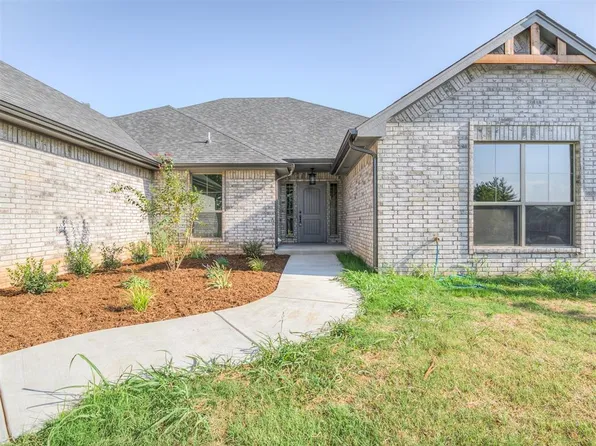 1692 Timber Trails Dr, Tuttle, OK 73089