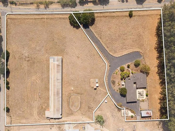 920 Goodwin Avenue #10, Penngrove, CA 94951