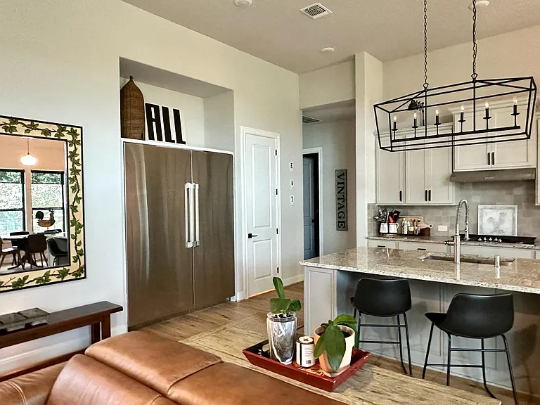 365 Warbler Dr — Photo 10