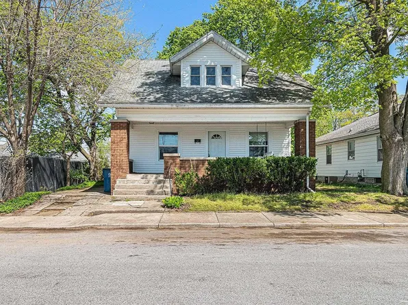 312 Harrison St #1/2, Mishawaka, IN 46544