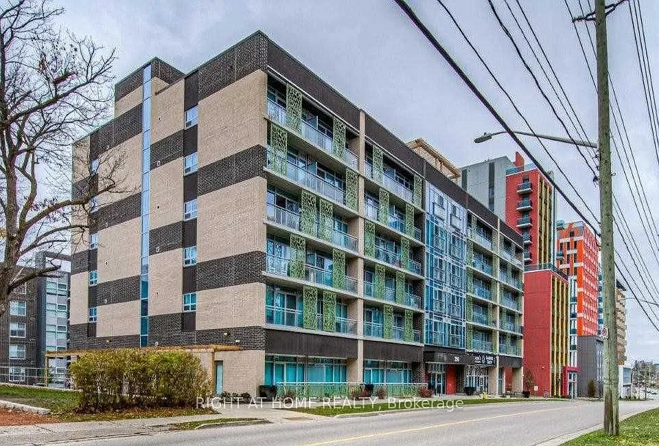 250 Albert St #708