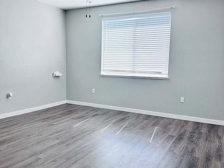 1241 Taburno Ave — Photo 5