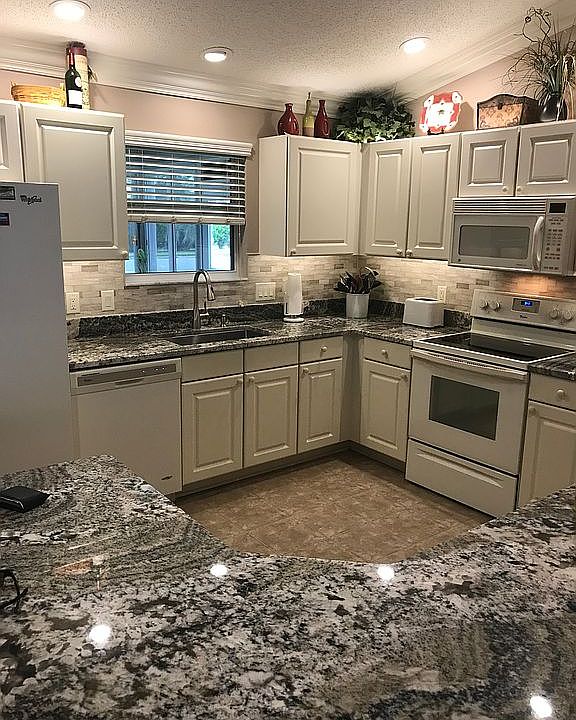 1st image of 1497 Hollyberry Pl