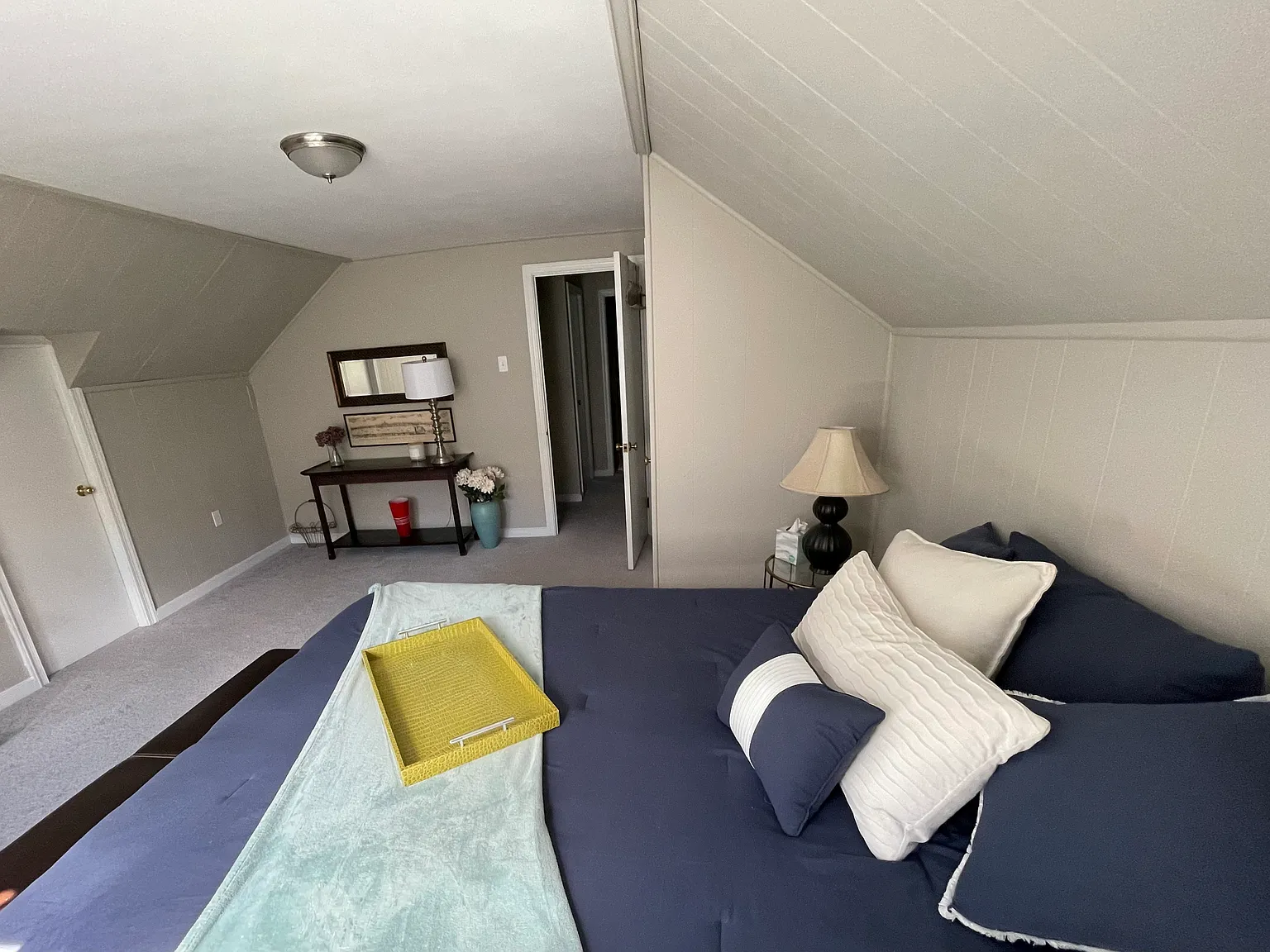 1 bed, 1000 sqft, $1,600 — Photo 2