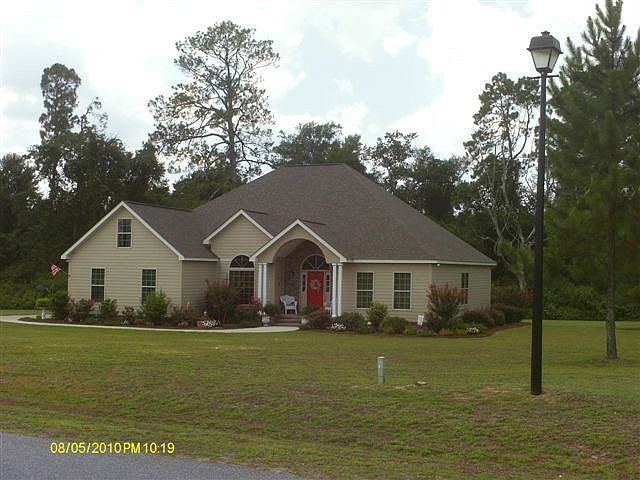 1st image of 38 Thomas Dr