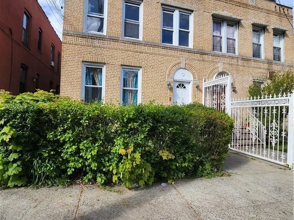 811 E 242nd Street, Bronx, NY 10470