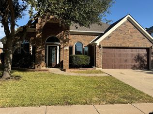 920 Chestnut Ave, Burleson, TX 76028