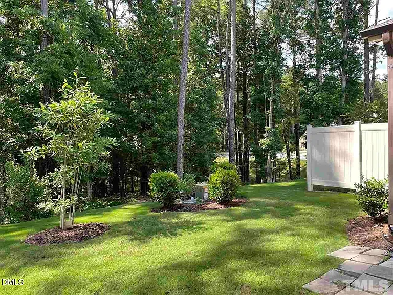 811 Rymark Ct — Photo 20