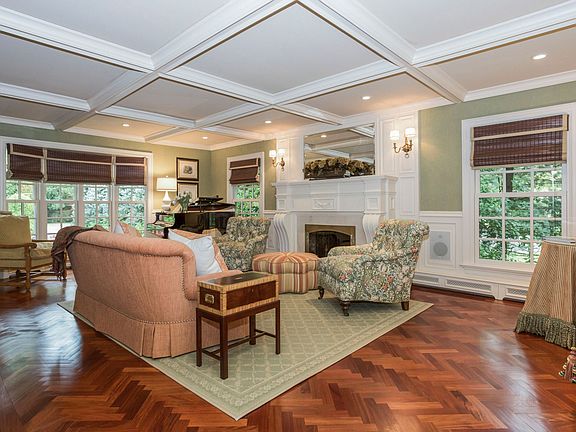 4th image of 30 Cathedral Ave
