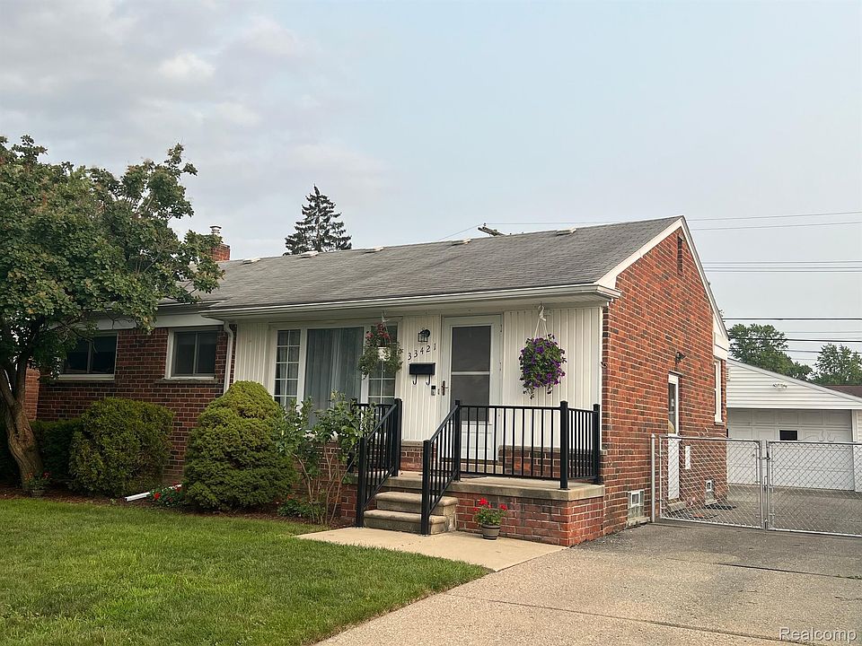 1st image of 33421 Alvin St