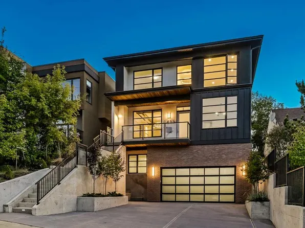 1415 E 24th St SW, Calgary, AB T3C 1H9