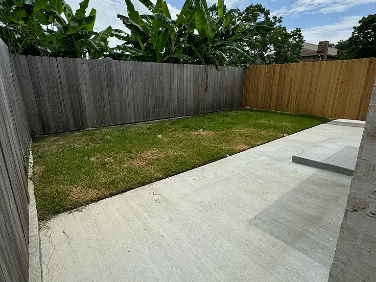 9101 Virtue St — Photo 10