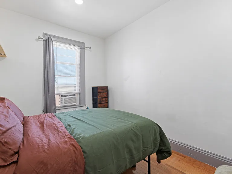 1212 Central Ave #2 — Photo 5