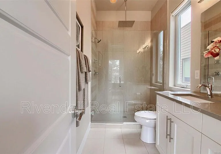 1835 E Jewell Ave — Photo 8