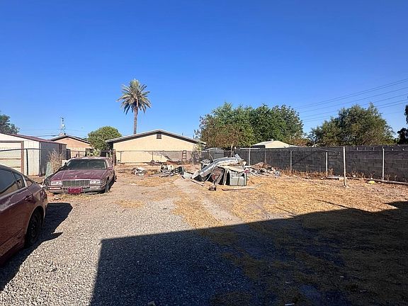 2nd image of 137 S 16th Ave