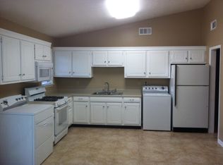 815 Bellevue St, Clinton, MS 39056