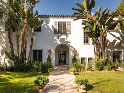 545 S Rimpau Blvd, Los Angeles, CA, 90020