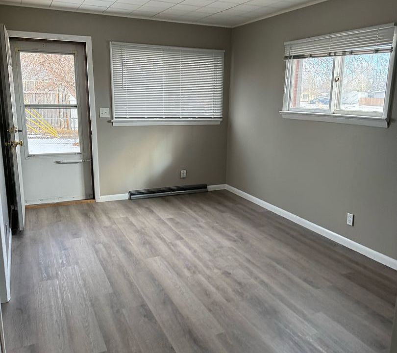 1005 Russell St, Laramie, WY 82070 Zillow