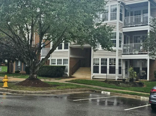 3570 Sherbrooke Cir APT 203, Woodbridge, VA 22192