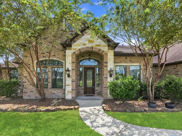 18840 Serene Water Dr, Montgomery, TX 77356