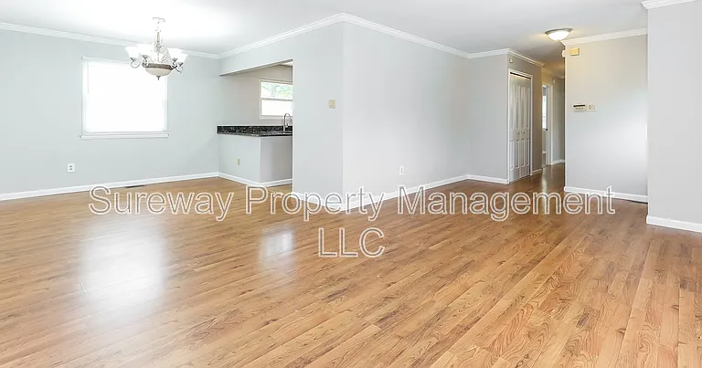 534 Pardee Blvd — Photo 2