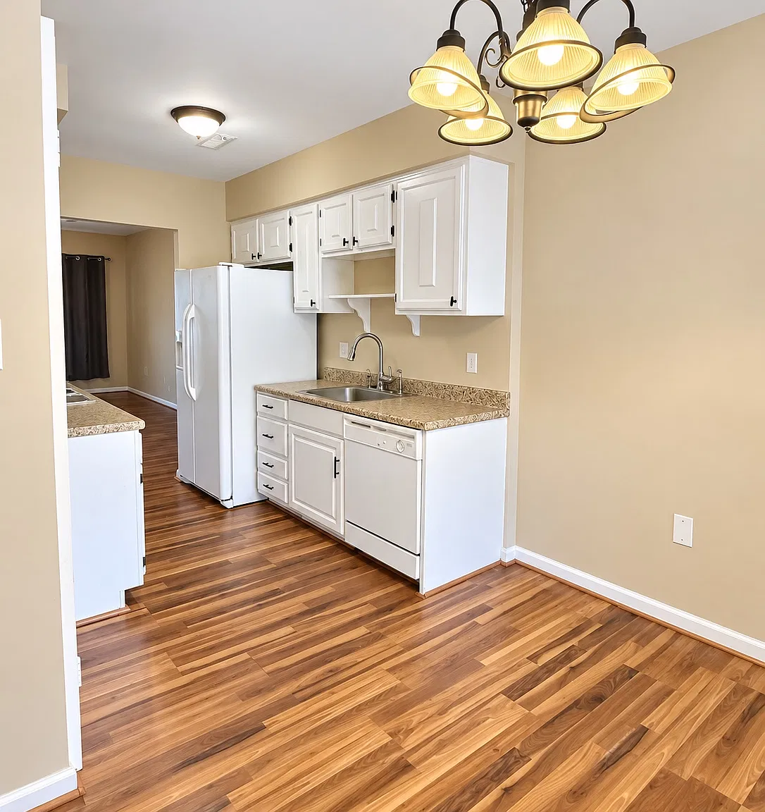 3760 Madison Ln — Photo 2