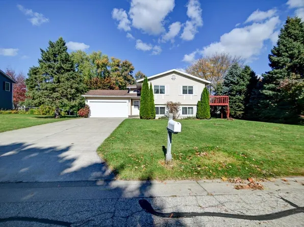 316 Washburn Rd, Deerfield, WI 53531