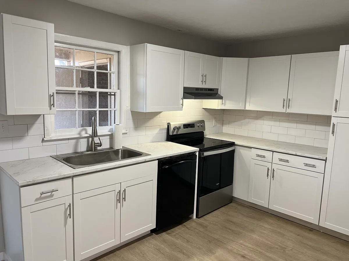 Building Photo - 101 Wease Dr #101