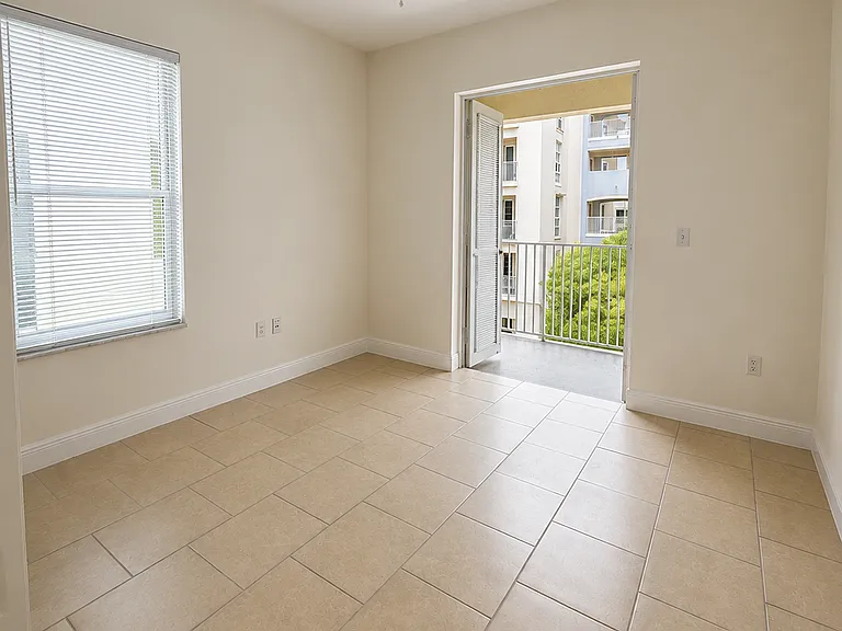 1203 Town Center Dr #314 — Photo 17
