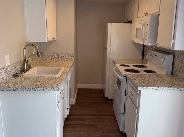 1714 T St #4, Sacramento, CA 95811