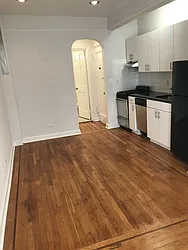 Rented by Metropolis Real Estate of Manhattan