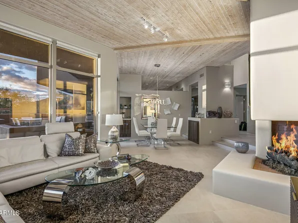 10525 E HONEY MESQUITE Drive, Scottsdale, AZ 85262