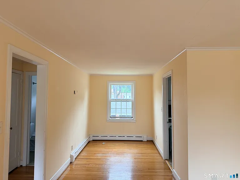 1060 Farmington Ave #3 — Photo 3