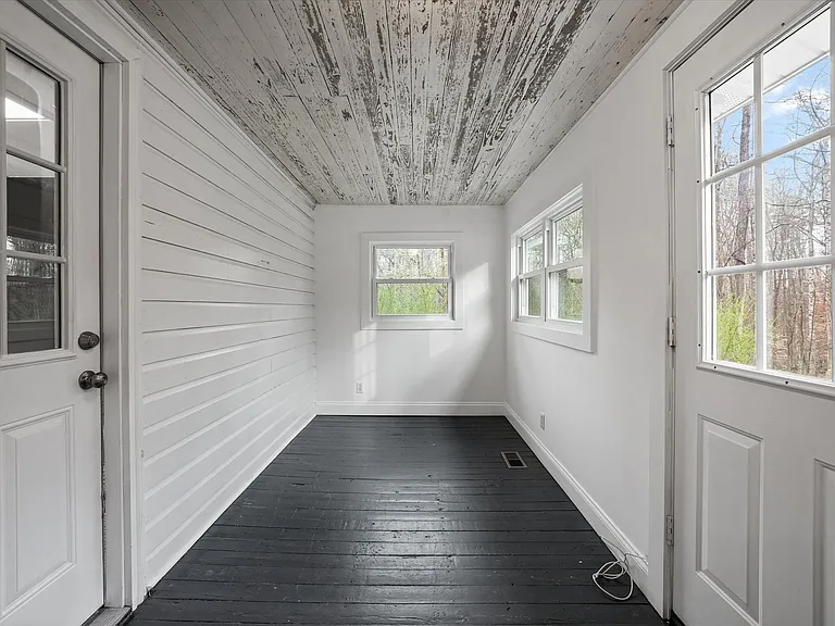 147 Little Emory Rd — Photo 23