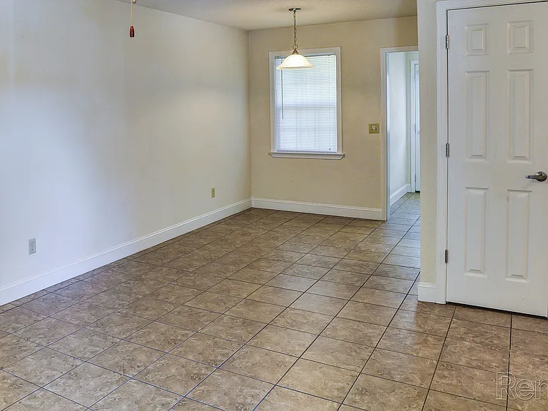 Hamilton Villas — Photo 14