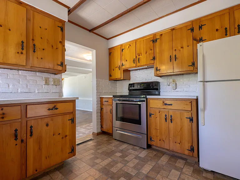 442 Haley Rd — Photo 10