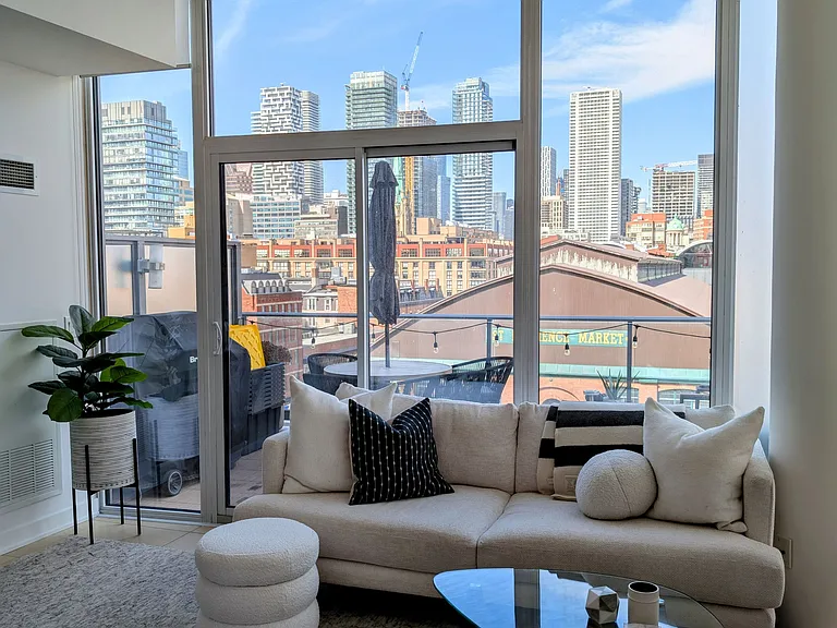 3 Market St #608 — Photo 3