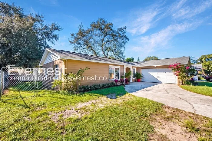 3 bed, 2.0 bath, 1542 sqft, $1,895 — Photo 3