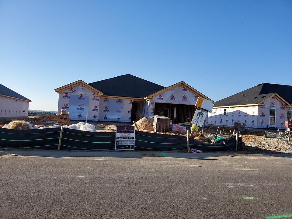 1st image of 2957 Easton Dr