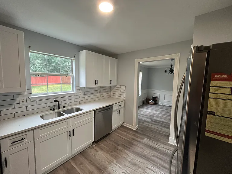 6038 Hitt Lake Ct — Photo 36