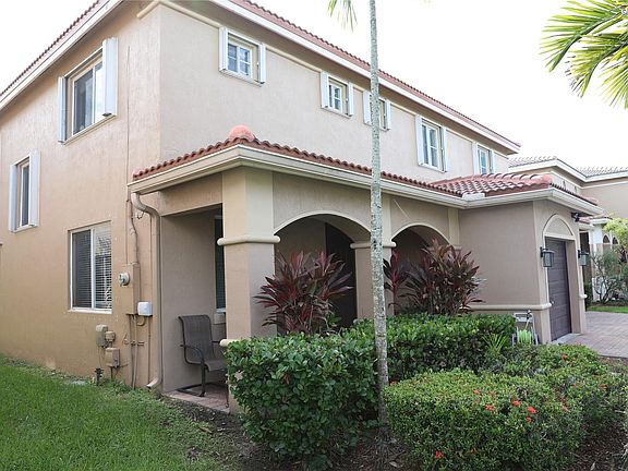 3rd image of 20613 NW 11th Avenue