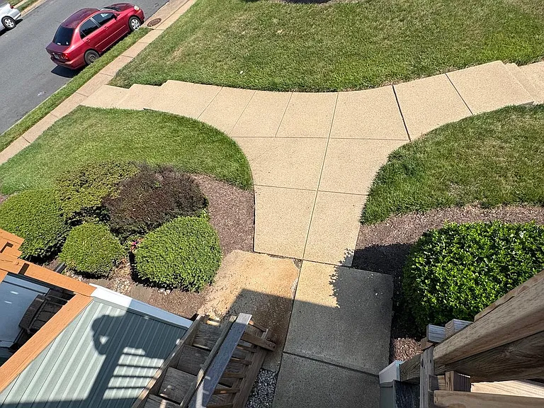 8610 Beekman Pl #C — Photo 23