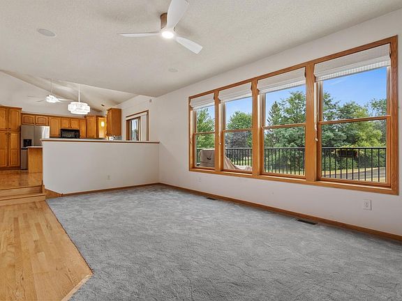 5th image of 600 Topaz Ln