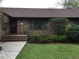 2,140 SQ.FT. OPEN LIVING 