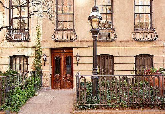 2nd image of 456 W 23rd St #4B