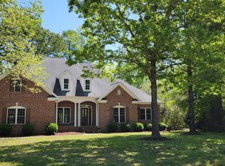 127 Walden Rd, New Bern, NC 28562