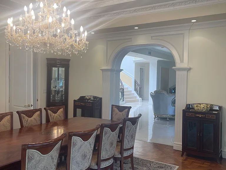1455 N Robmar Dr — Photo 30