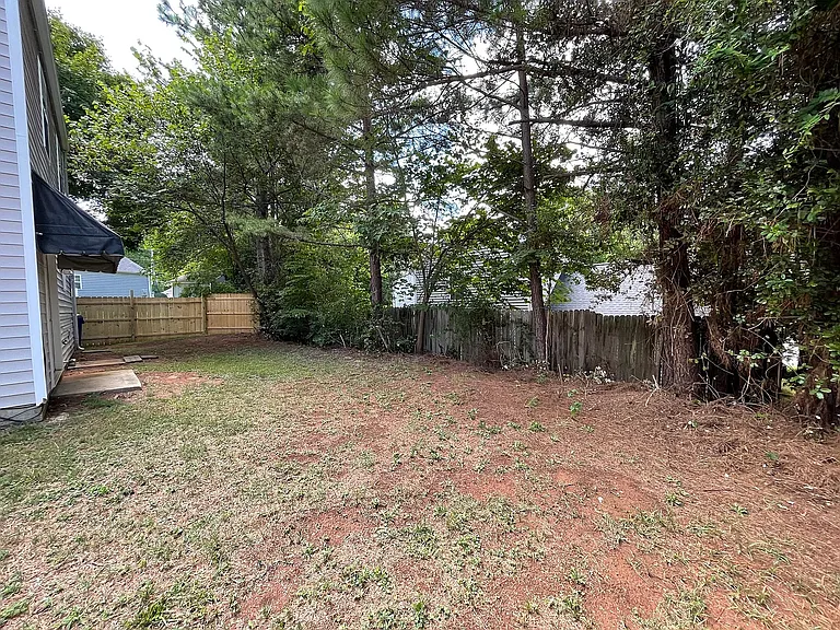 2412 Springhill Ave — Photo 8