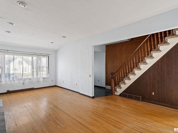 4th image of 2709 16th St