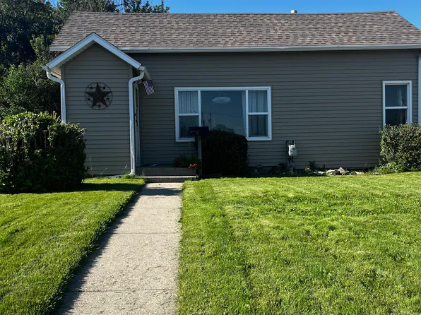 1702 Alger Ave, Cody, WY 82414